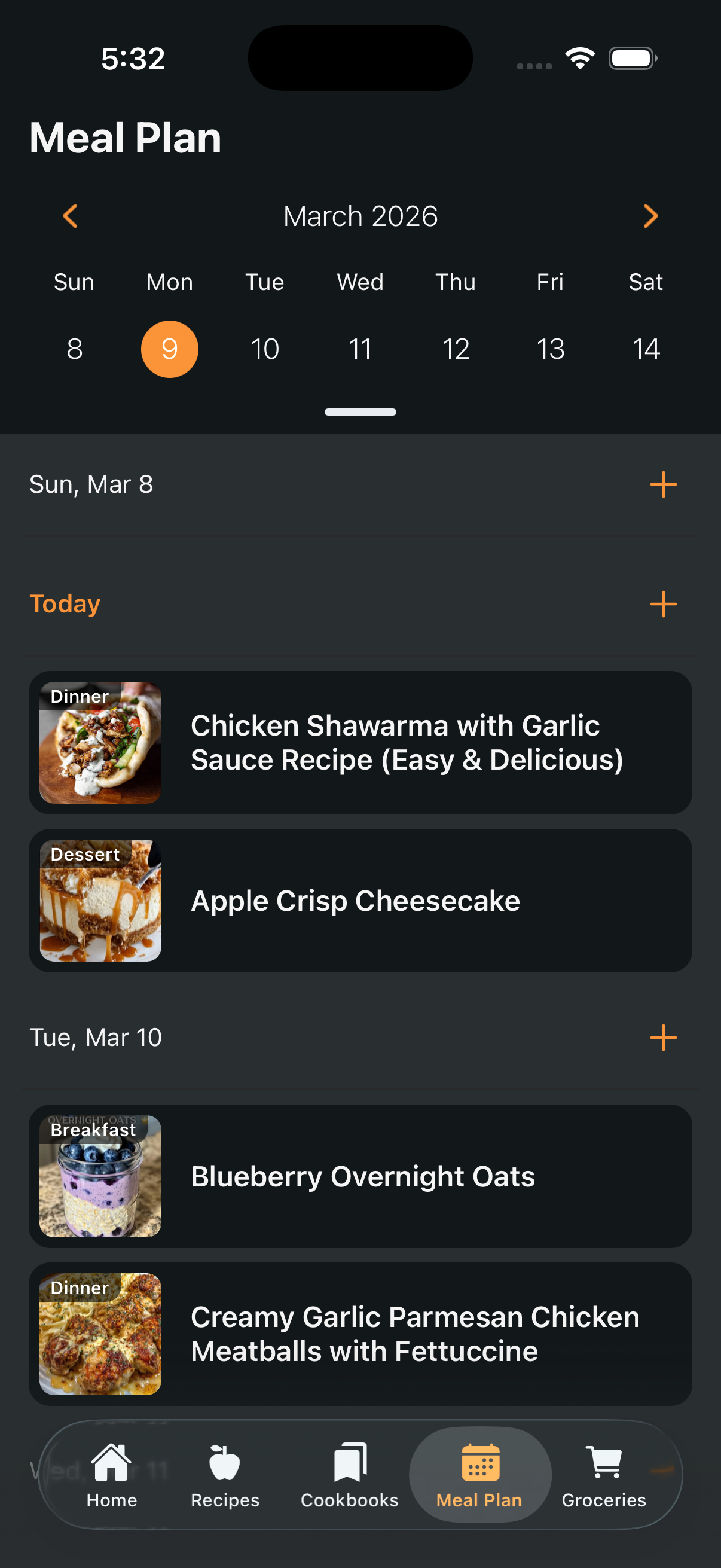 Screenshot of the Seasoned app's meal planning interface, showing a weekly calendar and daily recipe agenda.